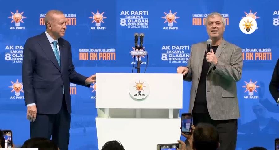 Cumhurbaşkanı Erdoğan Sakarya’da Cumhurbaşkanı Recep Tayyip Erdoğan AK Parti Sakarya 8'inci Olağan İl Kongresinde konuşması ( İŞTE GÜNÜN ÖNE ÇIKAN FOTOĞRAF KARELERİ )