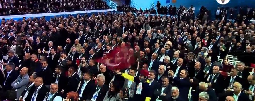 Cumhurbaşkanı Erdoğan Sakarya’da Cumhurbaşkanı Recep Tayyip Erdoğan AK Parti Sakarya 8'inci Olağan İl Kongresinde konuşması ( İŞTE GÜNÜN ÖNE ÇIKAN FOTOĞRAF KARELERİ )