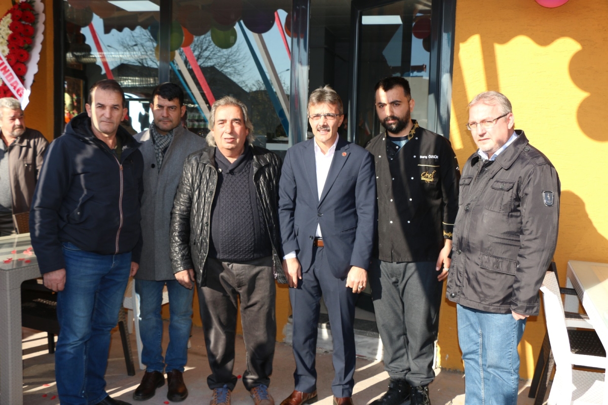 Barış'ın Yeri'nde Lezzet Şöleni Başladı! ( İŞTE GÜNÜN ÖNE ÇIKAN FOTOĞRAF KARELERİ )