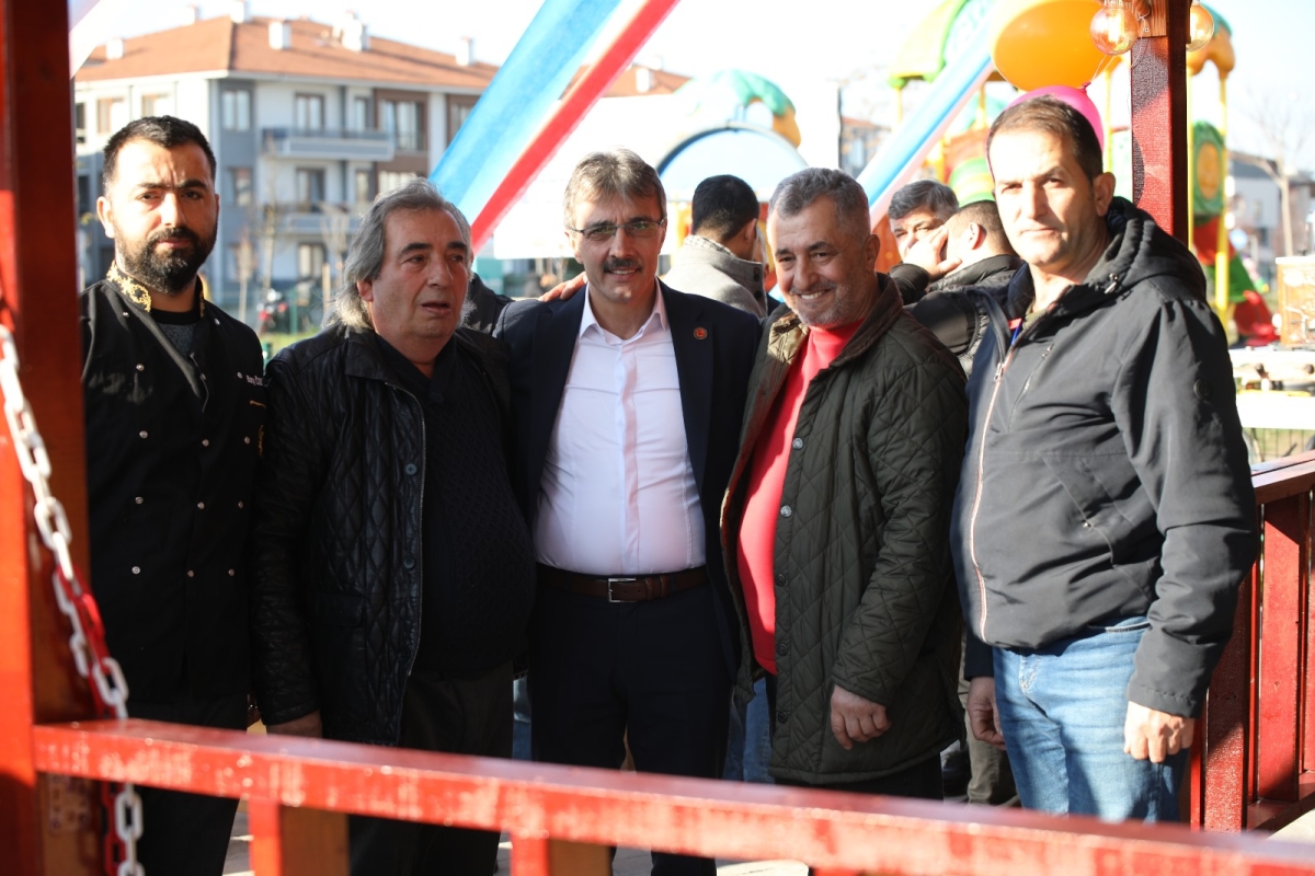 Barış'ın Yeri'nde Lezzet Şöleni Başladı! ( İŞTE GÜNÜN ÖNE ÇIKAN FOTOĞRAF KARELERİ )