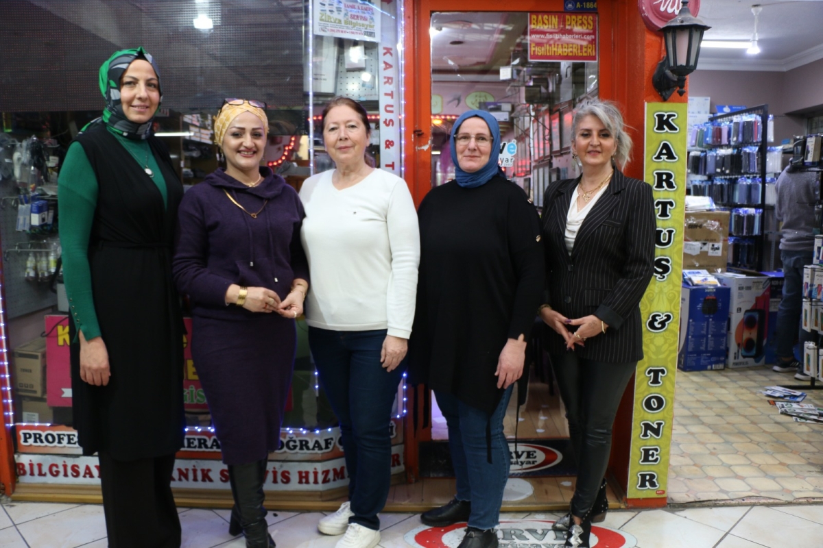 Sakarya Engelliler Birlik Federasyonu, Çalışan Gazeteciler Günü'nde Fısıltı Haberleri'ni Ziyaret Etti İŞTE GÜNÜN ÖNE ÇIKAN FOTOĞRAF KARELERİ