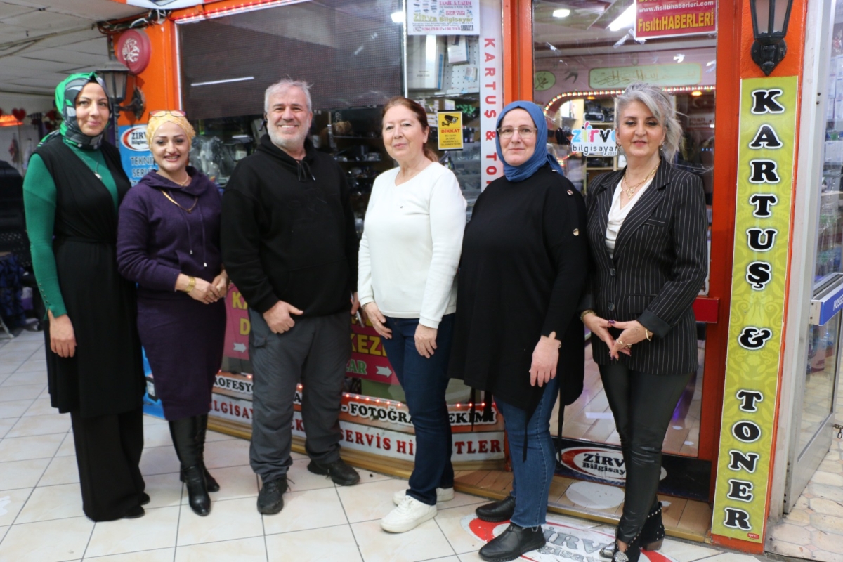 Sakarya Engelliler Birlik Federasyonu, Çalışan Gazeteciler Günü'nde Fısıltı Haberleri'ni Ziyaret Etti İŞTE GÜNÜN ÖNE ÇIKAN FOTOĞRAF KARELERİ