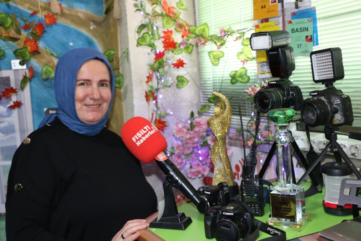 Sakarya Engelliler Birlik Federasyonu, Çalışan Gazeteciler Günü'nde Fısıltı Haberleri'ni Ziyaret Etti İŞTE GÜNÜN ÖNE ÇIKAN FOTOĞRAF KARELERİ