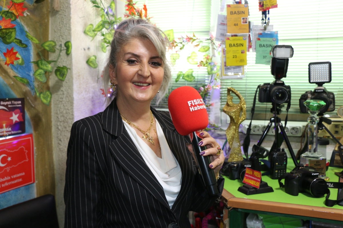 Sakarya Engelliler Birlik Federasyonu, Çalışan Gazeteciler Günü'nde Fısıltı Haberleri'ni Ziyaret Etti İŞTE GÜNÜN ÖNE ÇIKAN FOTOĞRAF KARELERİ