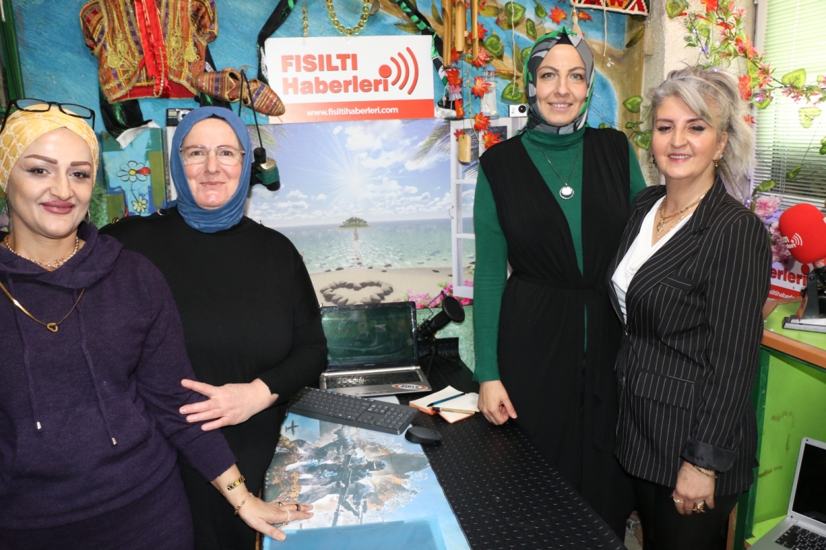 Sakarya Engelliler Birlik Federasyonu, Çalışan Gazeteciler Günü'nde Fısıltı Haberleri'ni Ziyaret Etti İŞTE GÜNÜN ÖNE ÇIKAN FOTOĞRAF KARELERİ
