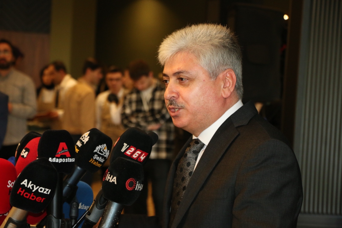 Sakarya'da Birlik ve Beraberlik Mesajı: İktidar ve Sivil Toplum Bir Araya Gelerek 10 Ocak Çalışan Gazeteciler Günü Kutlandı (İŞTE GÜNÜN ÖNE ÇIKAN FOTOĞRAF KARELERİ )