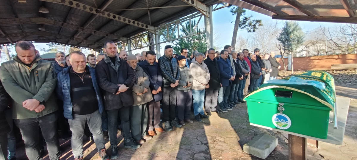 Yakup Ören'e Veda: İşçi Hareketinin Vefalı Bir Neferi Sonsuzluğa Uğurlandı ( İŞTE GÜNÜN ÖNE ÇIKAN FOTOĞRAF KARELERİ )