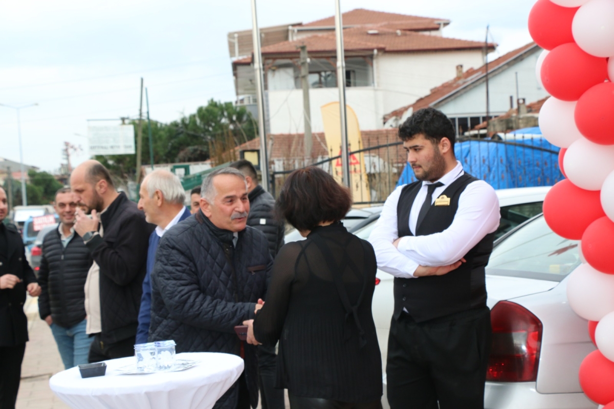 Quzine'm Restaurant Lahmacun, Pide pizza Dürüm Kebap Sulu Yemek ve Kahvaltı Çeşitleri Sakarya'da Açıldı.( İŞTE GÜNÜN ÖNE ÇIKAN FOTOĞRAF KARELERİ )