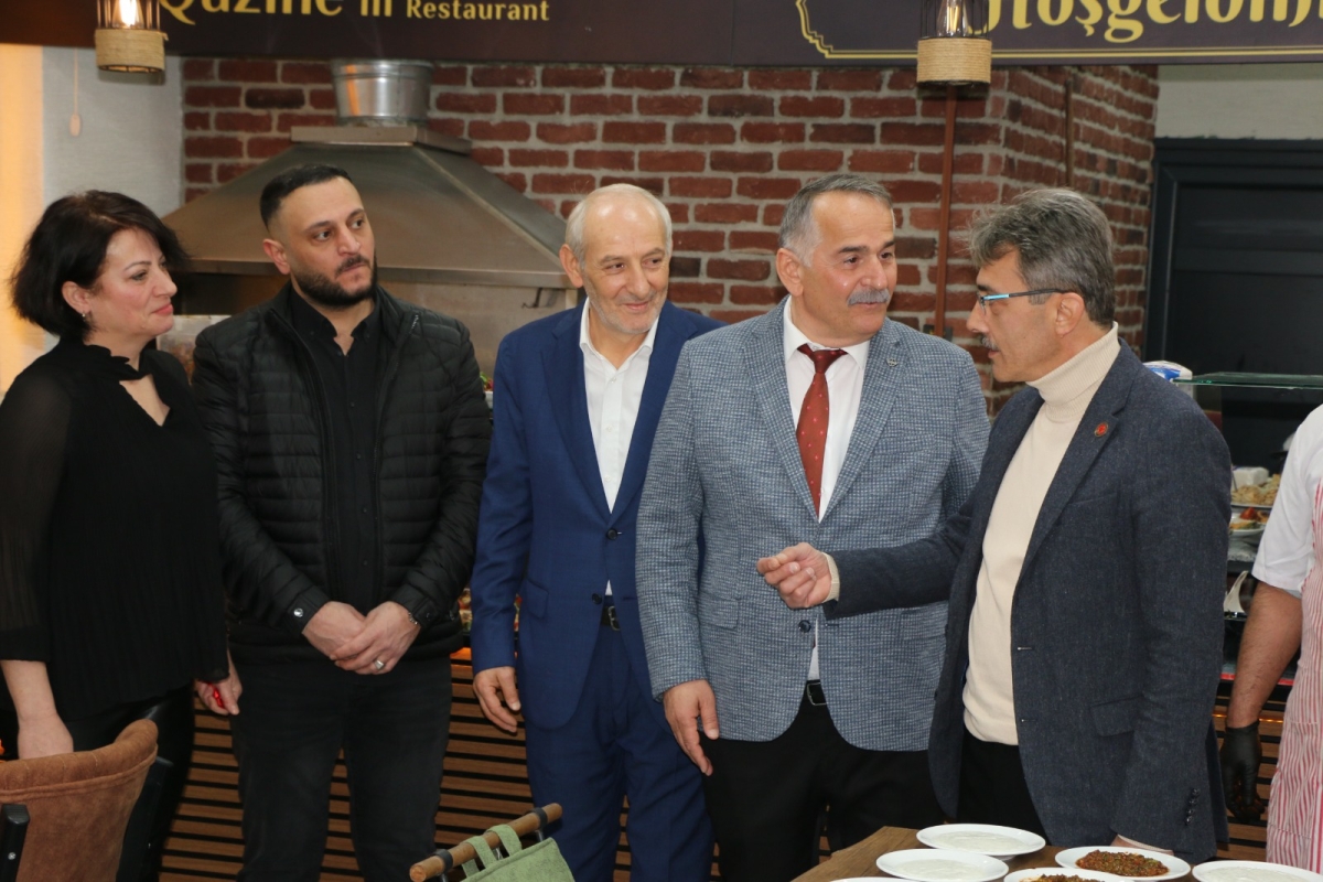 Quzine'm Restaurant Lahmacun, Pide pizza Dürüm Kebap Sulu Yemek ve Kahvaltı Çeşitleri Sakarya'da Açıldı.( İŞTE GÜNÜN ÖNE ÇIKAN FOTOĞRAF KARELERİ )