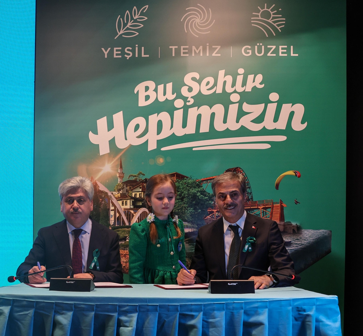 Sakarya Valiliği ve Büyükşehir Belediyesi, şehri daha yeşil, yaşanabilir, estetik, temiz ve güvenli hale getirmek için