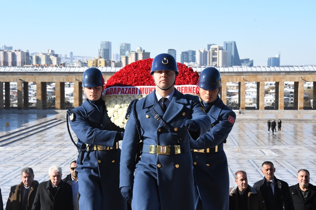 Adapazarı Muhtarlar Derneği, Başkan Bayram Demirci önderliğinde, yönetim kurulu ve muhtarlarla birlikte Ankara'da bir dizi ziyarette bulundu. ( GÜNÜN ÖNE ÇIKAN FOTOĞRAF KARELERİ )