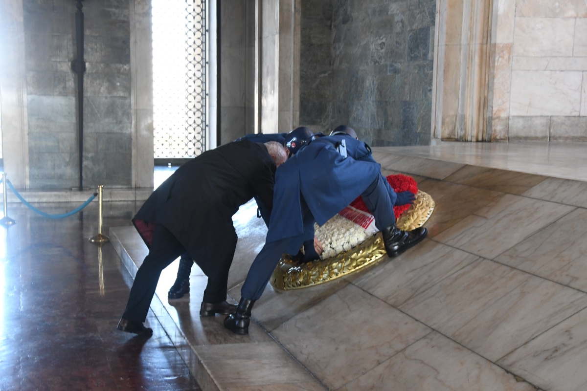 Adapazarı Muhtarlar Derneği, Başkan Bayram Demirci önderliğinde, yönetim kurulu ve muhtarlarla birlikte Ankara'da bir dizi ziyarette bulundu. ( GÜNÜN ÖNE ÇIKAN FOTOĞRAF KARELERİ )