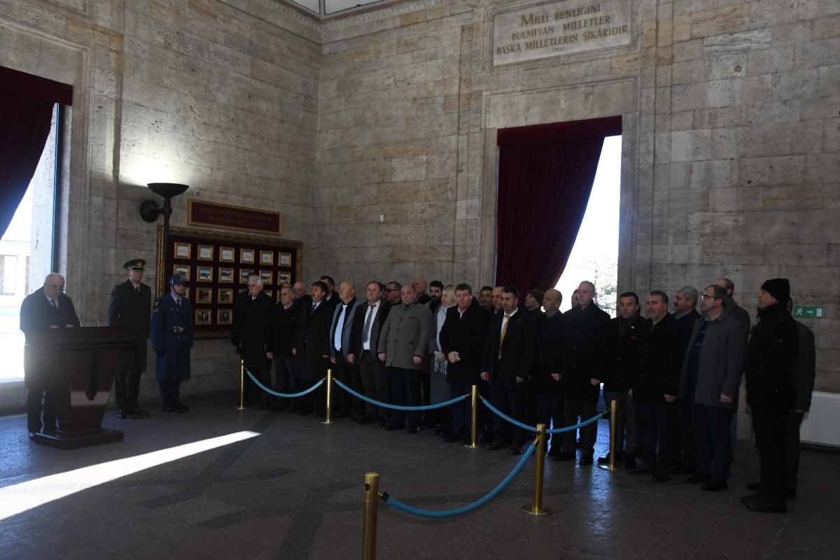 Adapazarı Muhtarlar Derneği, Başkan Bayram Demirci önderliğinde, yönetim kurulu ve muhtarlarla birlikte Ankara'da bir dizi ziyarette bulundu. ( GÜNÜN ÖNE ÇIKAN FOTOĞRAF KARELERİ )
