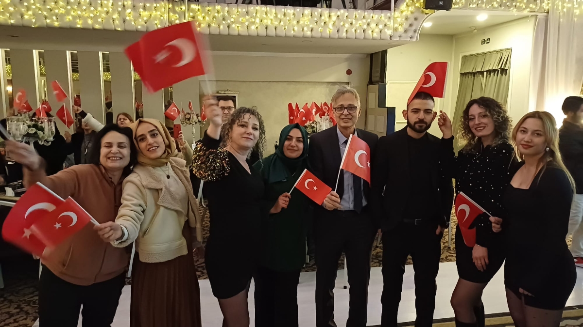 Sakarya'da Kadınlar Günü Coşkusu Dorukta: