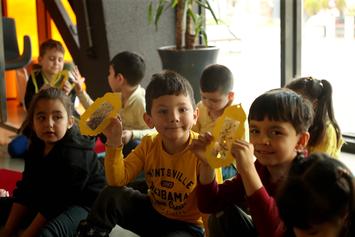 Sakarya Büyükşehir'den Minik Yüreklere Ramazan Sevinci ( GÜNÜN ÖNE ÇIKAN FOTOĞRAF KARELERİ )