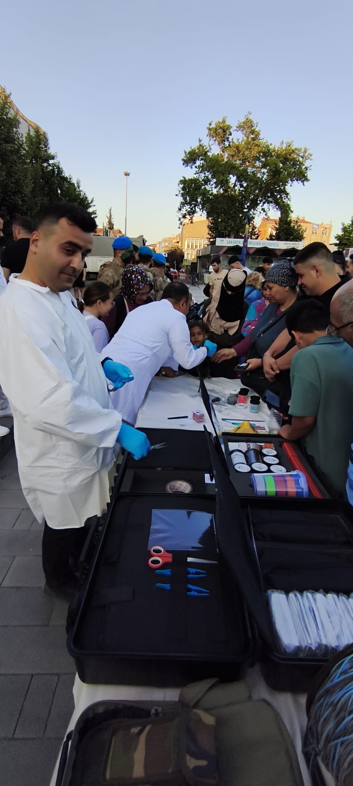 SON DAKİKA: Jandarma Teşkilatı'nın 186. Yıl Coşkusu Sakarya'da Zirve Yaptı! Jandarma Teşkilatı'nın kuruluşunun 186. yıl dönümü, tüm Türkiye'de olduğu gibi Sakarya'da da büyük bir coşkuyla kutlandı. Sakarya İl Jandarma Komutan