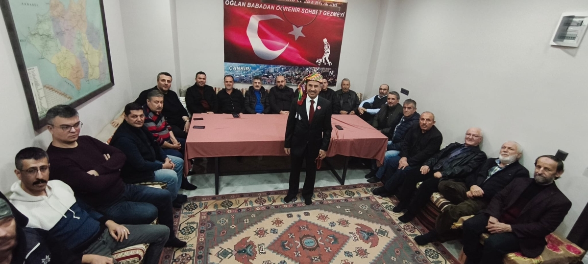 FOTOĞRAF KARELERİ: Sakarya Yaren Geceleri’nde Tarihi Anlar (07.02.2026) Sakarya Çankırılılar Derneği’nin ev sahipliğinde, Erenler Belediye Başkanı Şenol Dinç’in katılımıyla gerçekleşen muhteşem Yaren Gecesi’nden objektiflere