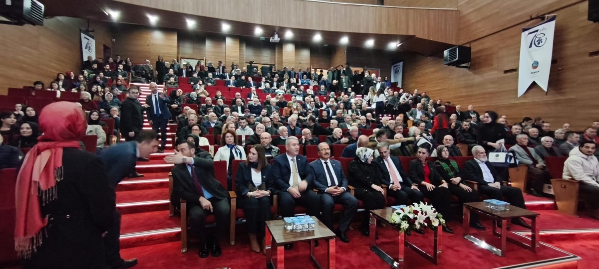 Serdivan Belediyesi’nin kuruluşunun 70. yıl dönümü, düzenlenen görkemli bir programla kutlandı. Sakarya Büyükşehir Belediye Başkanı Yusuf Alemdar, Serdivan’ın bir mahalleden bölgenin parlayan yıldızına dönüşme hikâyesini vefa