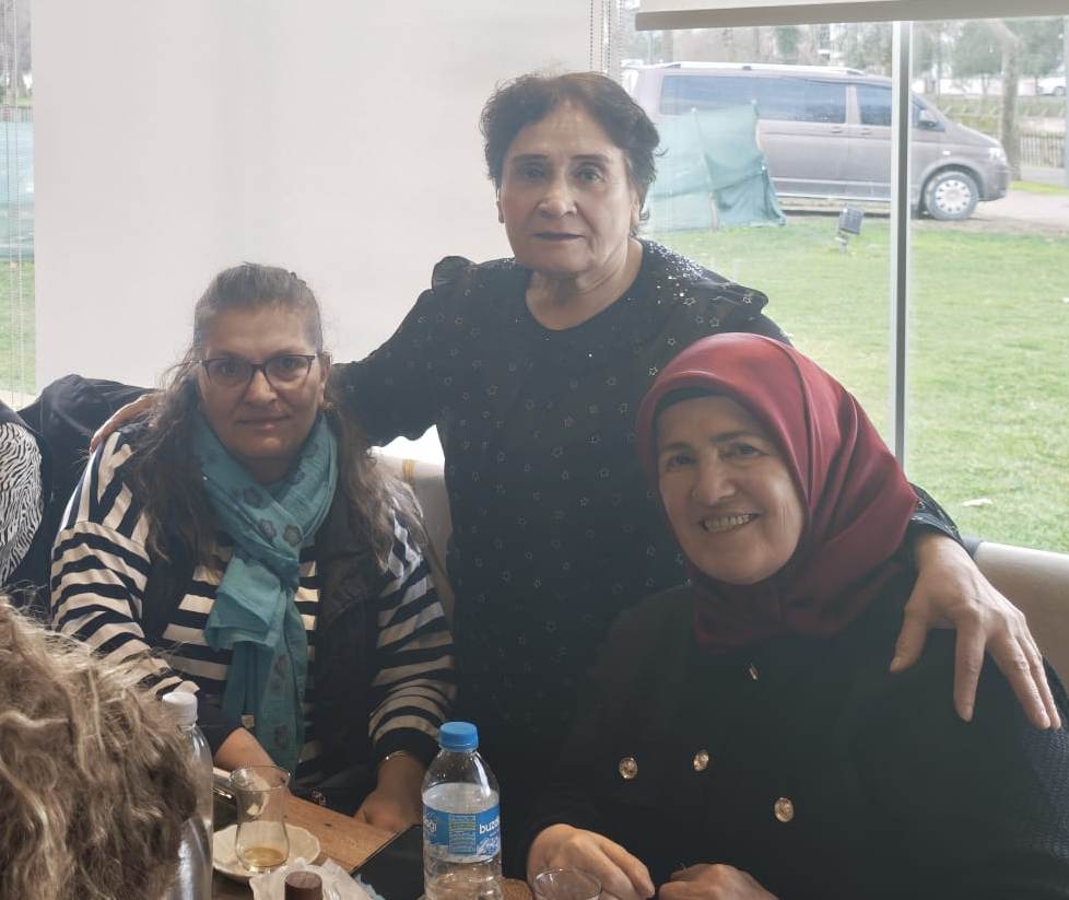 Zübeyde Hanım’ın hayatını sahneye taşıyarak büyük bir başarıya imza atan