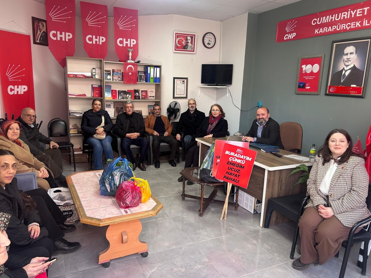 CHP Sakarya İl Kadın Kolları Başkanı Azize Çeroğlu, Karapürçek Çıkartmasıyla Gönülleri Fethetti:
