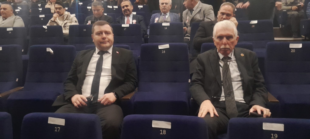 Sakarya, Çanakkale Zaferi’nin 111. yıl dönümünde tarihi bir gün yaşadı. Şehit Erol Olçok Anadolu Lisesi öğrencilerinin hazırladığı anma programı, izleyenleri 1915’in şanlı siperlerine götürürken GÜNÜN FOTOĞRAF KARELERİ