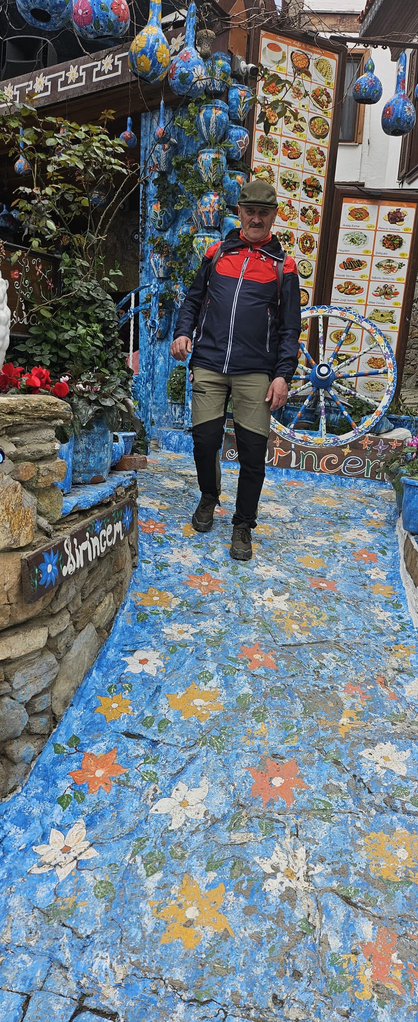Fısıltı Haberleri muhabiri ve Ada Bike Derneği Başkanı Yavuz Akova, 20-22 Mart tarihleri arasında Sakarya’dan düzenlenen Efeler Yolu Kültür Rotası gezisine katıldı. GEZİNİN ÖNE ÇIKAN FOTOĞRAF KARELERİ