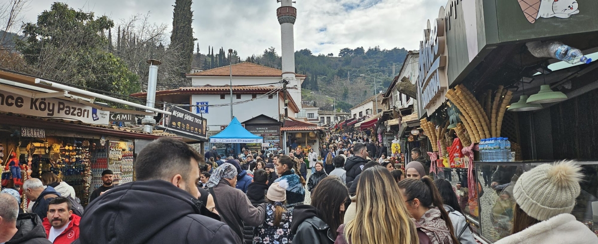 Fısıltı Haberleri muhabiri ve Ada Bike Derneği Başkanı Yavuz Akova, 20-22 Mart tarihleri arasında Sakarya’dan düzenlenen Efeler Yolu Kültür Rotası gezisine katıldı. GEZİNİN ÖNE ÇIKAN FOTOĞRAF KARELERİ