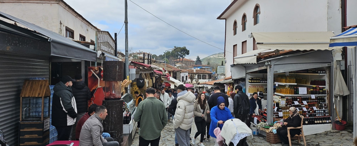 Fısıltı Haberleri muhabiri ve Ada Bike Derneği Başkanı Yavuz Akova, 20-22 Mart tarihleri arasında Sakarya’dan düzenlenen Efeler Yolu Kültür Rotası gezisine katıldı. GEZİNİN ÖNE ÇIKAN FOTOĞRAF KARELERİ