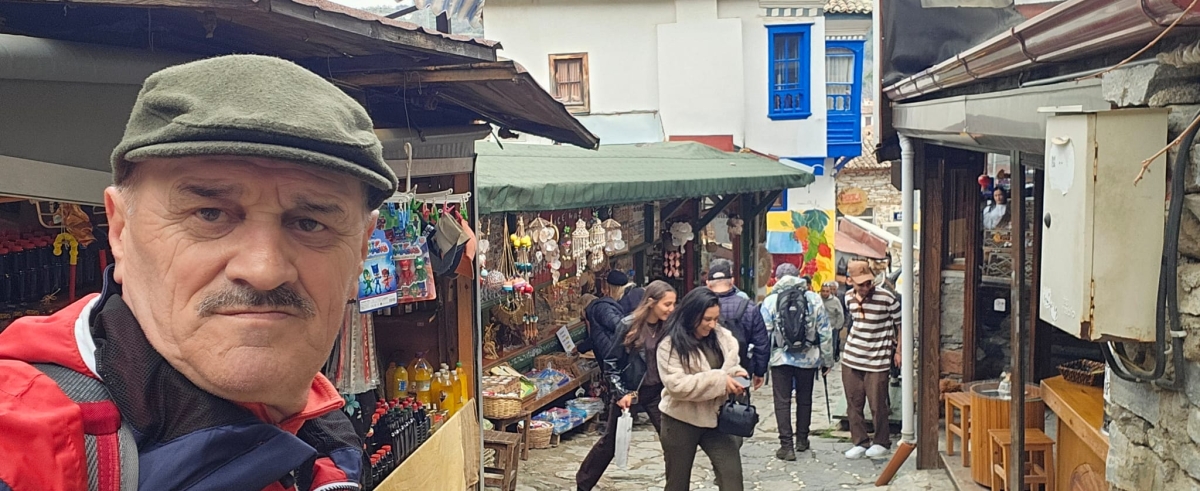 Fısıltı Haberleri muhabiri ve Ada Bike Derneği Başkanı Yavuz Akova, 20-22 Mart tarihleri arasında Sakarya’dan düzenlenen Efeler Yolu Kültür Rotası gezisine katıldı. GEZİNİN ÖNE ÇIKAN FOTOĞRAF KARELERİ