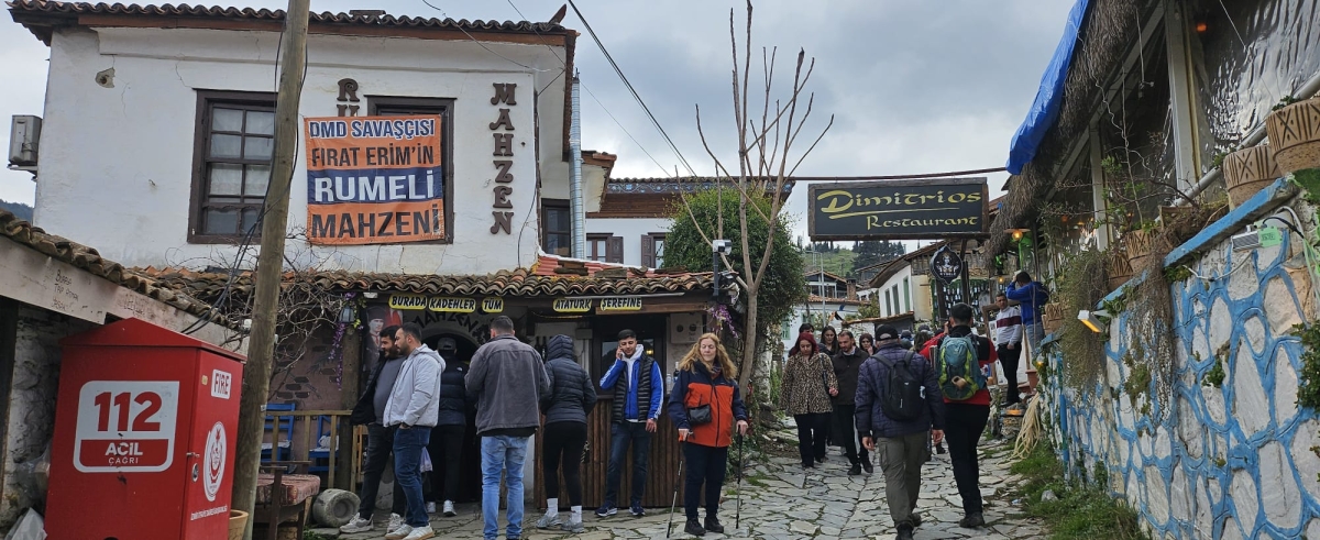 Fısıltı Haberleri muhabiri ve Ada Bike Derneği Başkanı Yavuz Akova, 20-22 Mart tarihleri arasında Sakarya’dan düzenlenen Efeler Yolu Kültür Rotası gezisine katıldı. GEZİNİN ÖNE ÇIKAN FOTOĞRAF KARELERİ