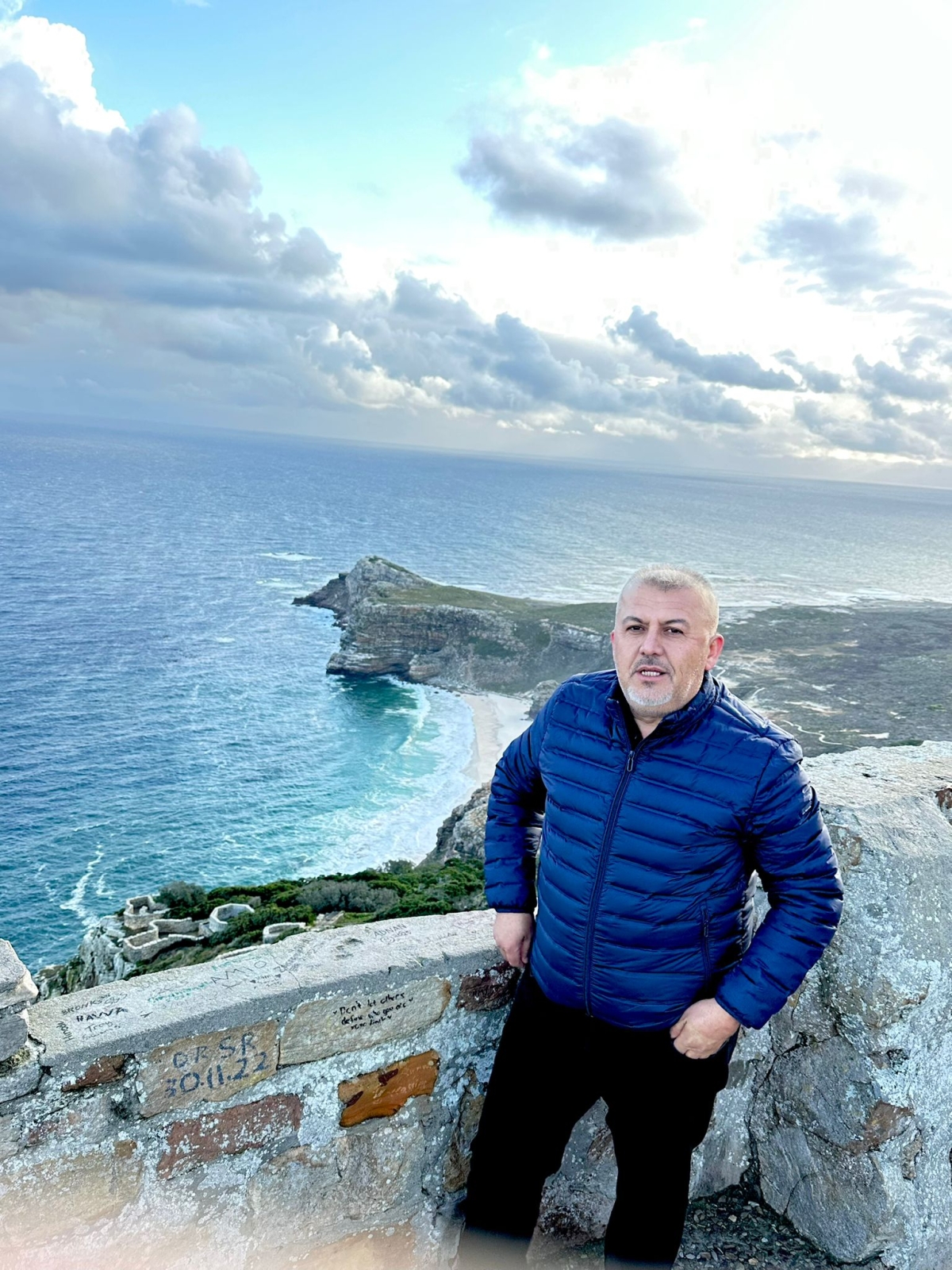 Güney Afrika’nın kalbi Cape Town’da düzenlenen Hytera Global Partner Summit 2025, telsiz dünyasının geleceğini belirledi. Zirveye damga vuran isim ise Türkiye’den Mustafa Yüksel oldu. PoC Türkiye ekibiyle