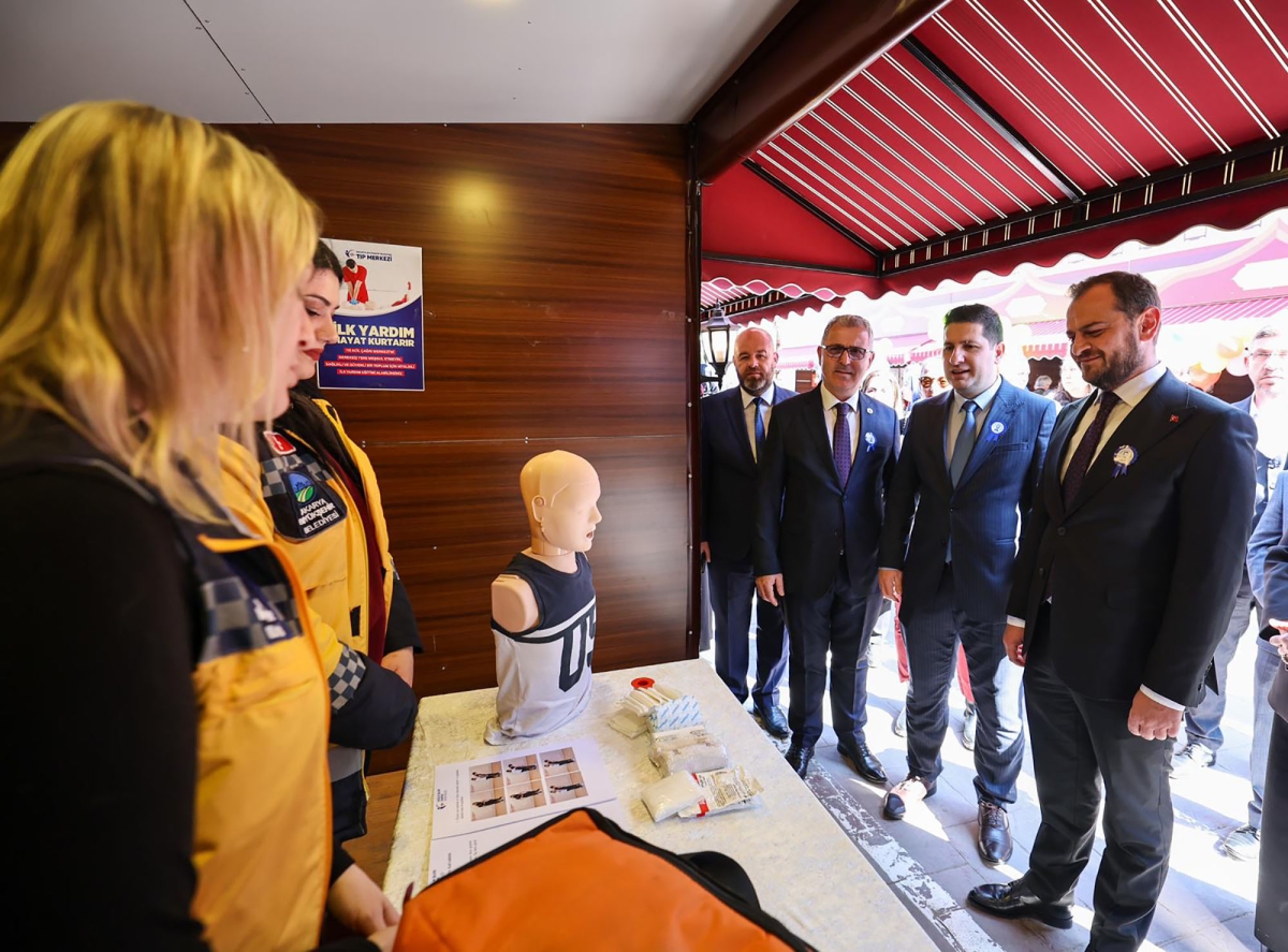 SAKARYA’DA SAĞLIK SEFERBERLİĞİ: Şehrin Kalbinde