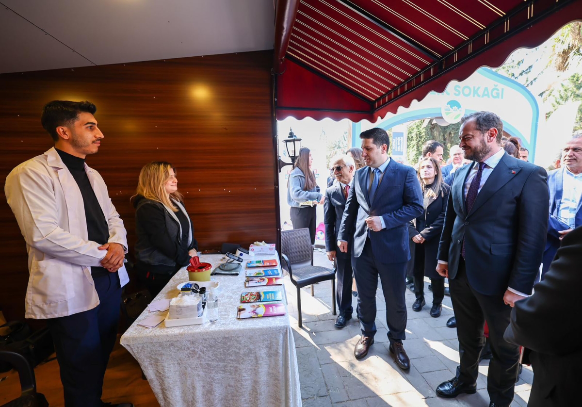 SAKARYA’DA SAĞLIK SEFERBERLİĞİ: Şehrin Kalbinde