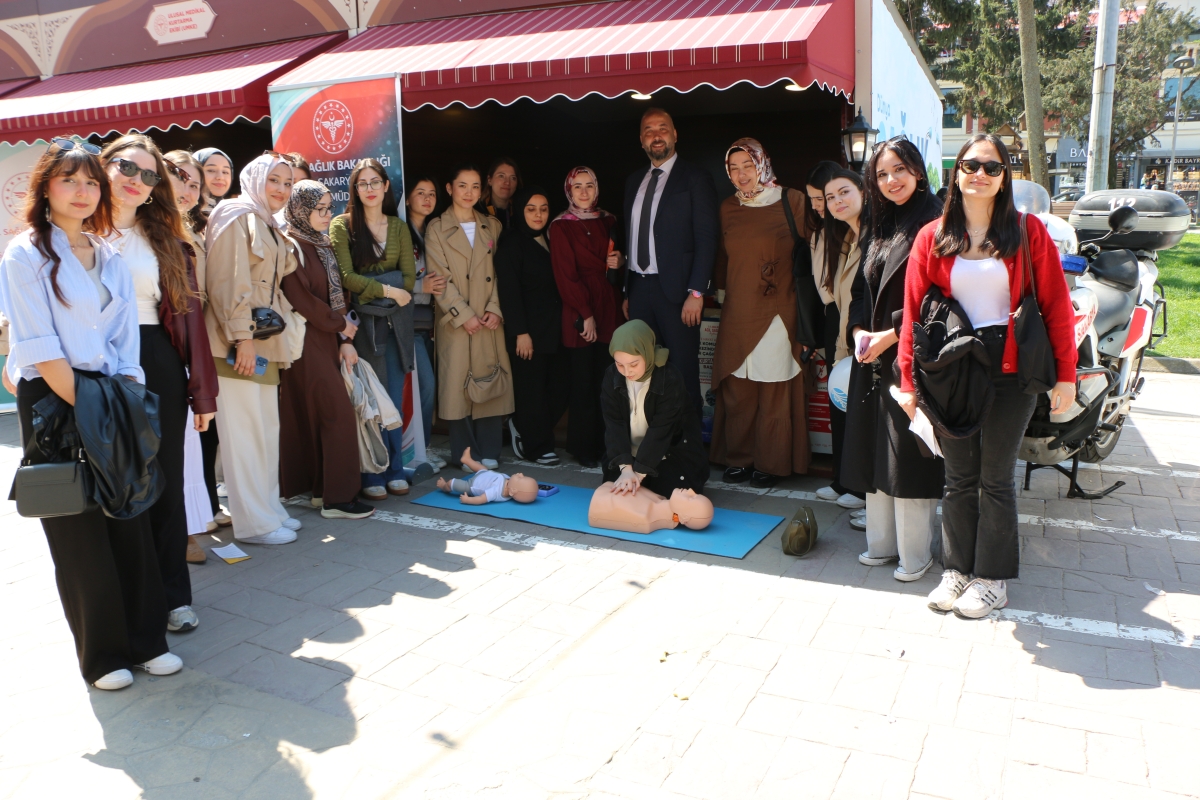 SAKARYA’DA SAĞLIK SEFERBERLİĞİ: Şehrin Kalbinde