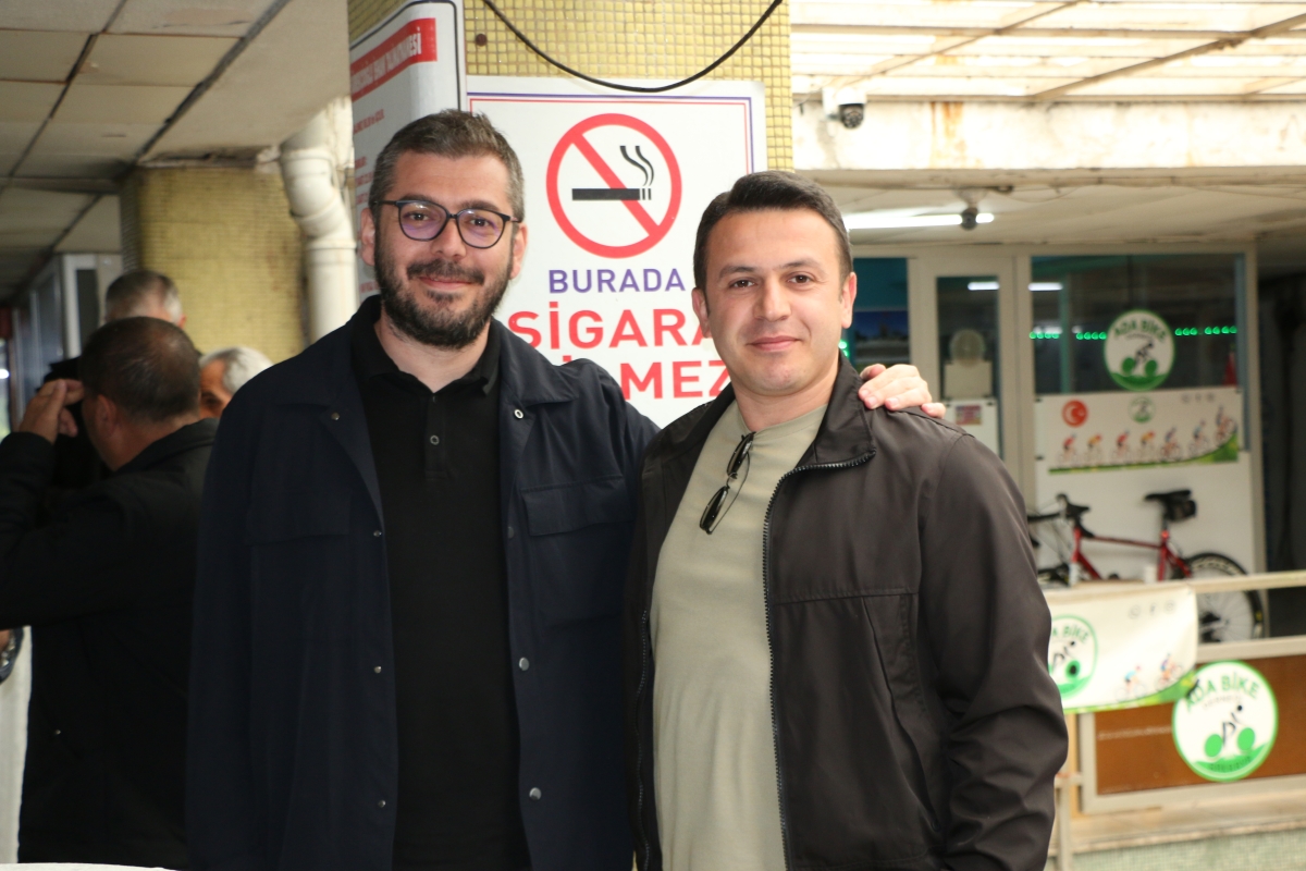 Sakarya Kars Ardahan Iğdır Yardımlaşma ve Kültür Derneği’nde (KAİDER) düzenlenen genel kurulda Asker Bututaki, oyların tamamını alarak başkanlığa seçildi.