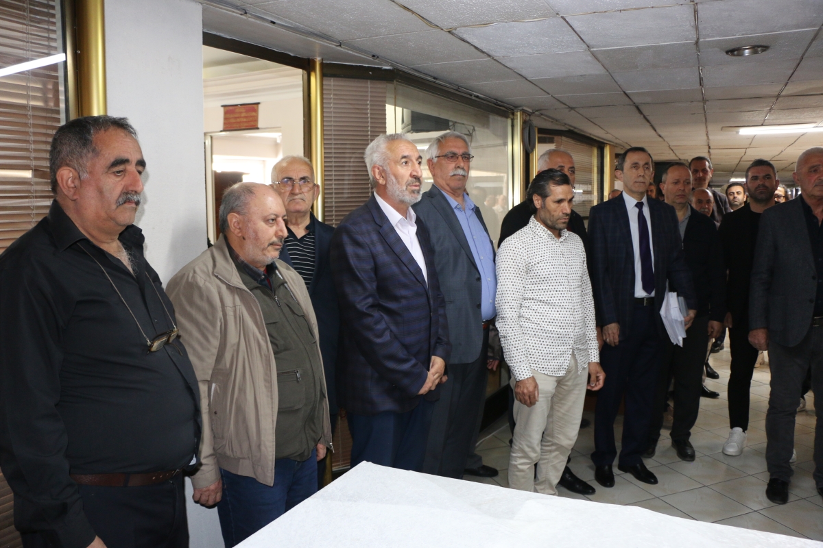 Sakarya Kars Ardahan Iğdır Yardımlaşma ve Kültür Derneği’nde (KAİDER) düzenlenen genel kurulda Asker Bututaki, oyların tamamını alarak başkanlığa seçildi.