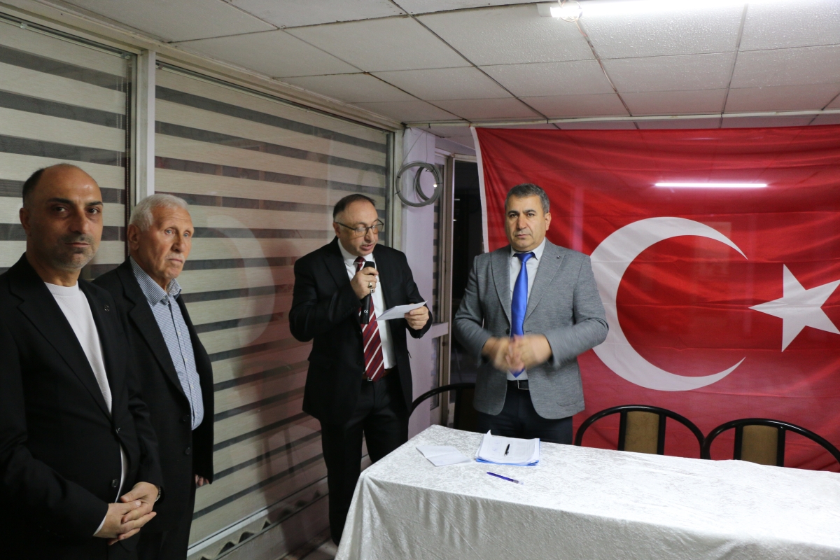 Sakarya Kars Ardahan Iğdır Yardımlaşma ve Kültür Derneği’nde (KAİDER) düzenlenen genel kurulda Asker Bututaki, oyların tamamını alarak başkanlığa seçildi.