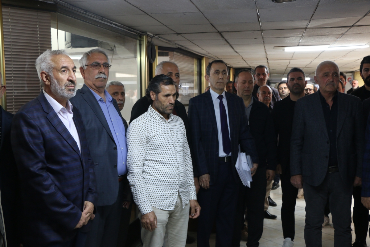 Sakarya Kars Ardahan Iğdır Yardımlaşma ve Kültür Derneği’nde (KAİDER) düzenlenen genel kurulda Asker Bututaki, oyların tamamını alarak başkanlığa seçildi.