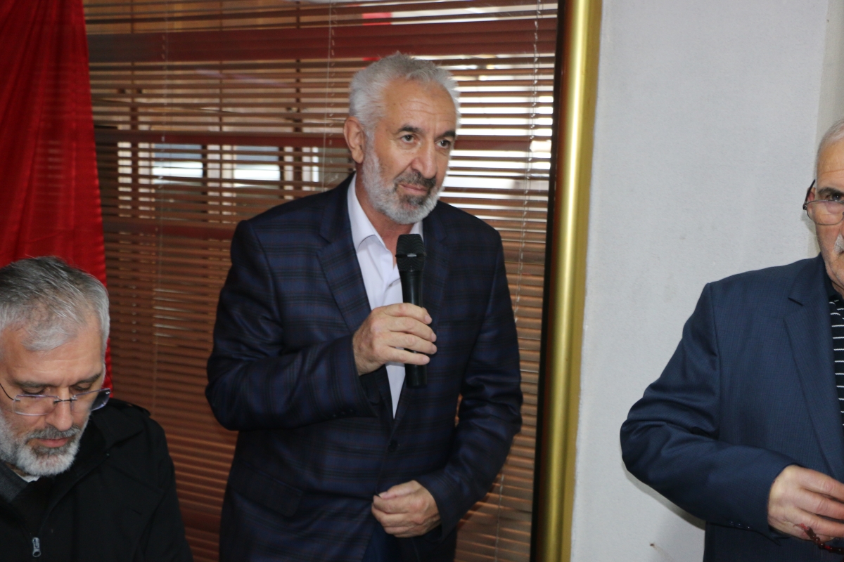 Sakarya Kars Ardahan Iğdır Yardımlaşma ve Kültür Derneği’nde (KAİDER) düzenlenen genel kurulda Asker Bututaki, oyların tamamını alarak başkanlığa seçildi.