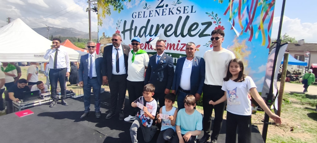 GEYVE’DE PEDALLAR GELENEK İÇİN DÖNDÜ: BAYAT MAHALLESİ’NDE HIDRELLEZ COŞKUSU!