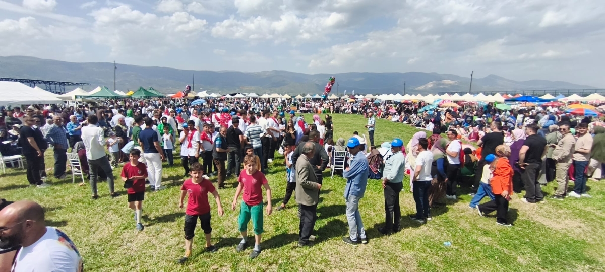 GEYVE’DE PEDALLAR GELENEK İÇİN DÖNDÜ: BAYAT MAHALLESİ’NDE HIDRELLEZ COŞKUSU!