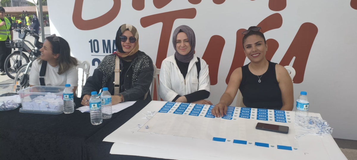 GEYVE’DE PEDALLAR GELENEK İÇİN DÖNDÜ: BAYAT MAHALLESİ’NDE HIDRELLEZ COŞKUSU!