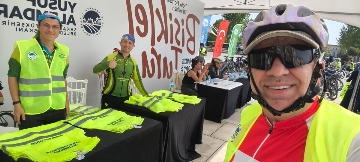 GEYVE’DE PEDALLAR GELENEK İÇİN DÖNDÜ: BAYAT MAHALLESİ’NDE HIDRELLEZ COŞKUSU!