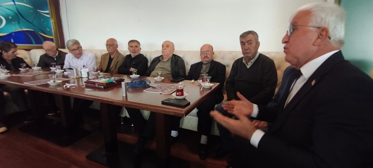 VEFA BULUŞMASINDA BAYRAM COŞKUSU: İSMAİL ERGÜL VE DAVA ARKADAŞLARI BİR ARAYA GELDİ! (GÜNÜN ÖNE ÇIKAN FOTOĞRAF KARELERİ )