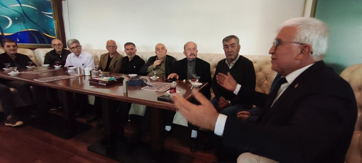 VEFA BULUŞMASINDA BAYRAM COŞKUSU: İSMAİL ERGÜL VE DAVA ARKADAŞLARI BİR ARAYA GELDİ! (GÜNÜN ÖNE ÇIKAN FOTOĞRAF KARELERİ )