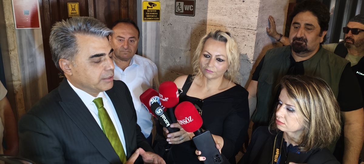 81 ilden ve ulusal medyadan gelen 160 gazeteci, Türk basınının ve dijital medyanın geleceğini tartışmak üzere Kırşehir’de buluştu.
