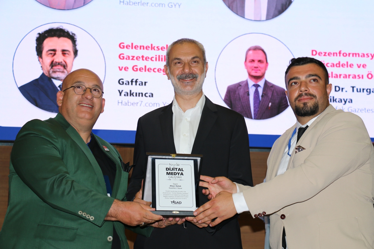 81 ilden ve ulusal medyadan gelen 160 gazeteci, Türk basınının ve dijital medyanın geleceğini tartışmak üzere Kırşehir’de buluştu.