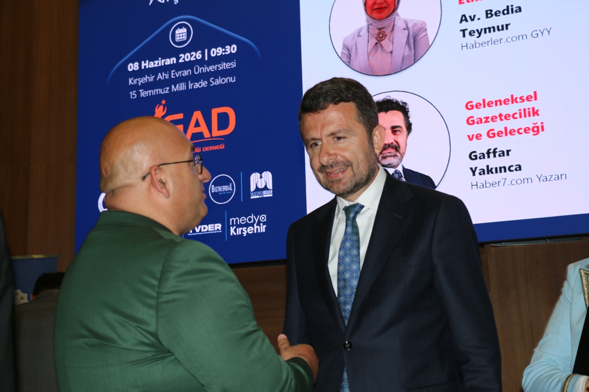 81 ilden ve ulusal medyadan gelen 160 gazeteci, Türk basınının ve dijital medyanın geleceğini tartışmak üzere Kırşehir’de buluştu.
