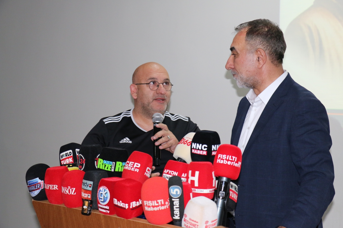 81 ilden ve ulusal medyadan gelen 160 gazeteci, Türk basınının ve dijital medyanın geleceğini tartışmak üzere Kırşehir’de buluştu.