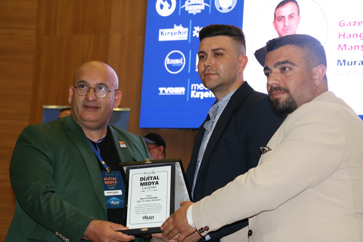 81 ilden ve ulusal medyadan gelen 160 gazeteci, Türk basınının ve dijital medyanın geleceğini tartışmak üzere Kırşehir’de buluştu.